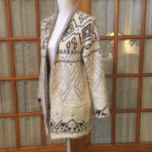 Cozy super pretty cardigan SALE 🤩🎉